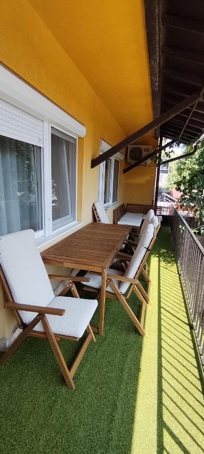 Levendula Apartmanhaz Hajdúszoboszló Екстериор снимка