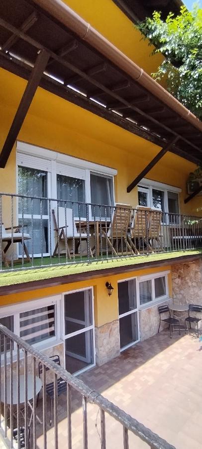 Levendula Apartmanhaz Hajdúszoboszló Екстериор снимка